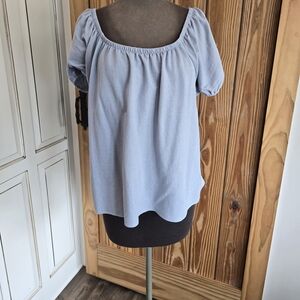 Women's Light Blue Top